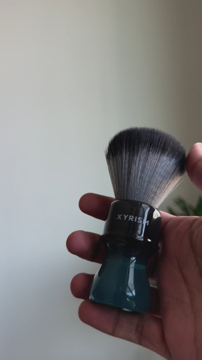 XYRISM shave brush